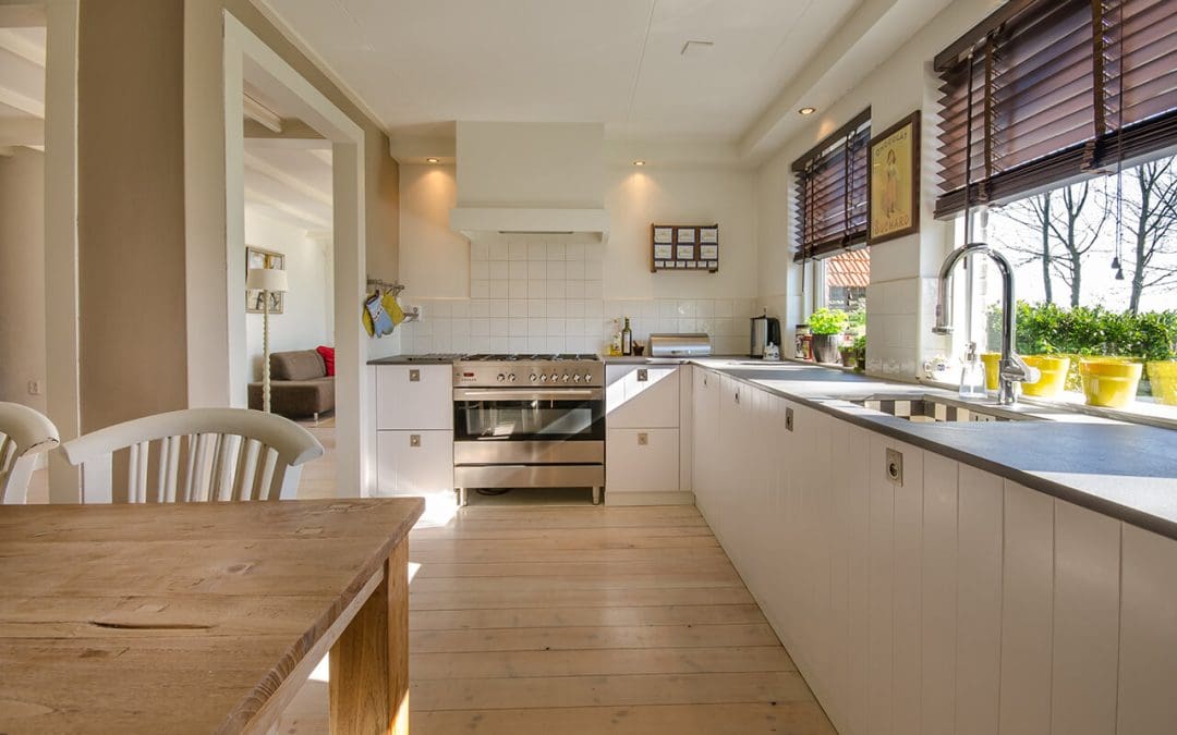Effortless Home Cleaning: Lazy Tricks for a Sparkling Home